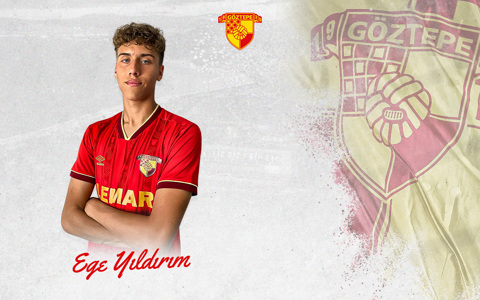 Ege Yıldırım Profesyonel Oldu